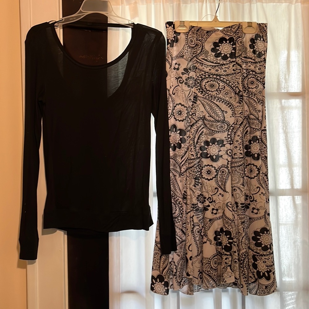 NWT Express SP top bundled w/ Jessica Taylor poly flowing skirt. Fun and flirty!